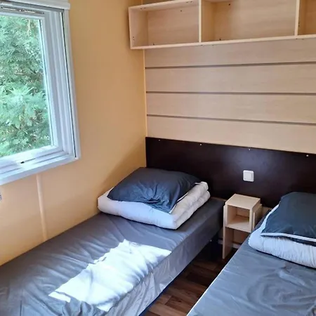 Camping Mobil-home Avec Terrasse - 4 Pers. - Api-1-52-2915 Rocamadour